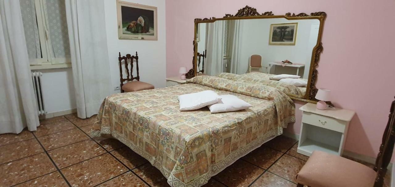 La Casa Di Chiara Appartement Rome Buitenkant foto